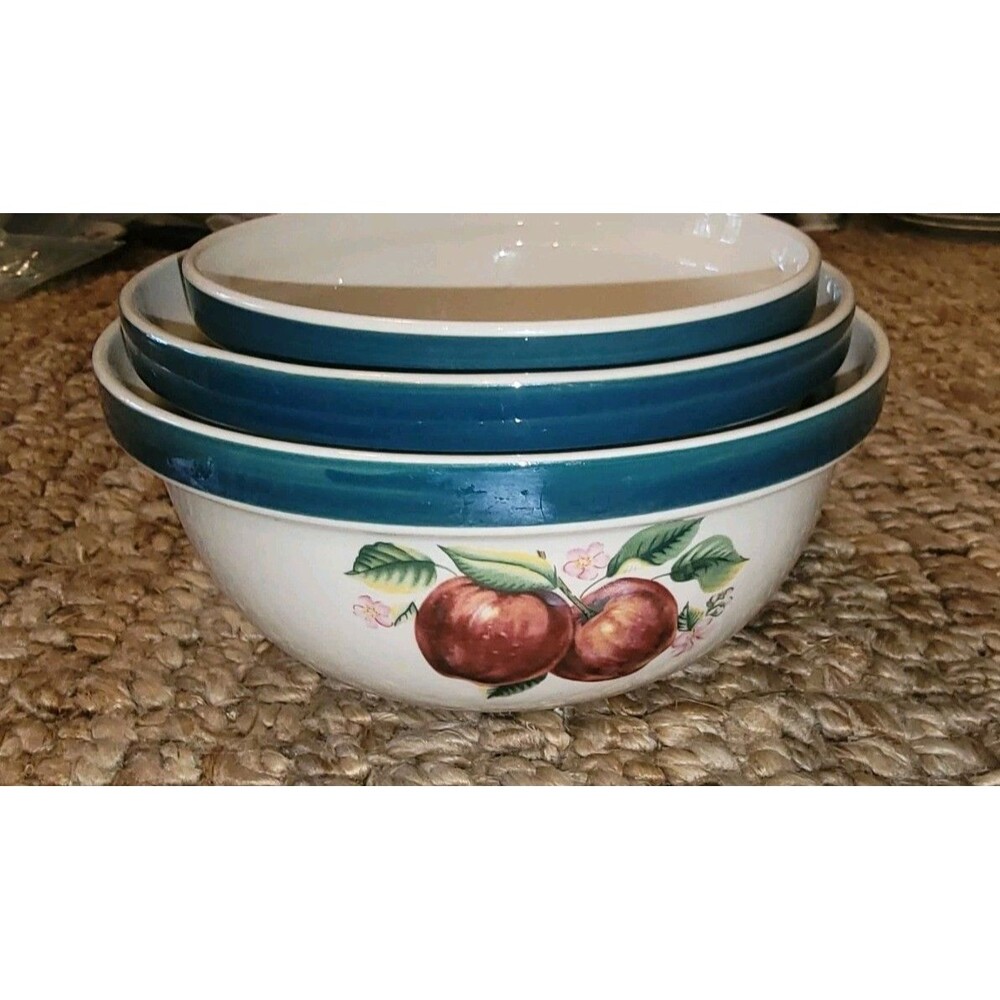 Mixing Bowls Apple Theme w/ Green Rim Set Of 3 Nesting China Pearl ceramic NICE!